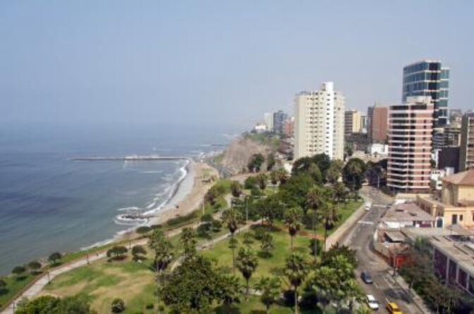 Private Neighborhoods Tour: Miraflores, Barranco & Chorrillos