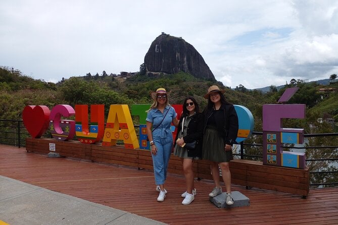 Private Peñol-Guatape Tour: With Lunch and Boat