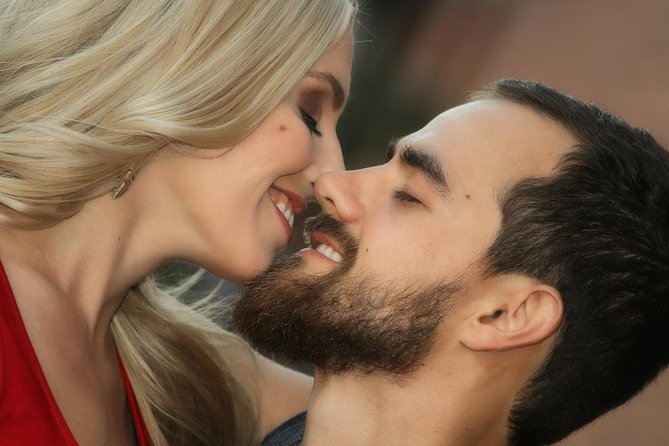 Private Photo Session With a Local Photographer in Clearwater