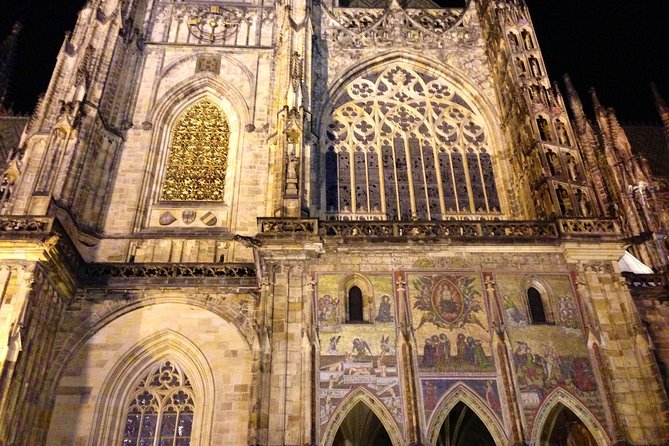 Private Prague Castle and Lobkowicz Palace Half-Day Tour