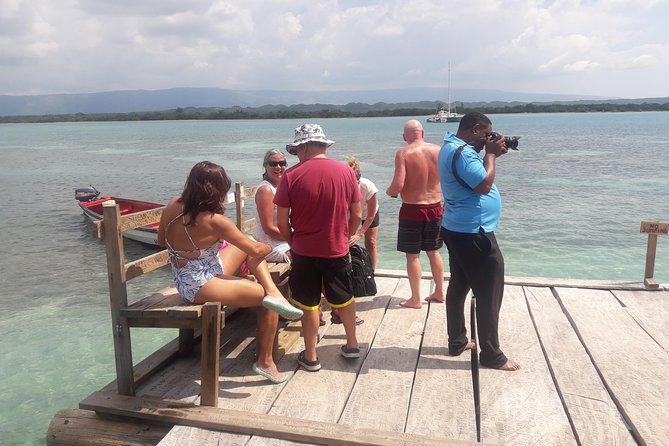 Private Round-Trip Transfer to the Pelican Bar From Montego Bay