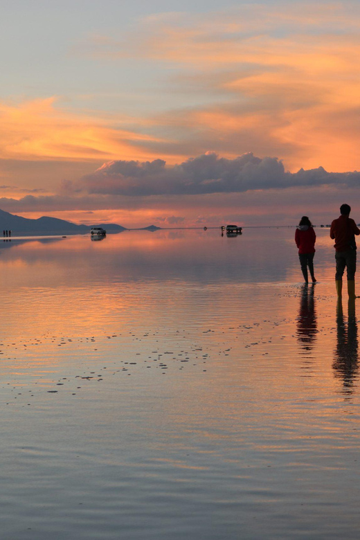 Private Service | Uyuni Salt Flat (Sunset and Starry Night)