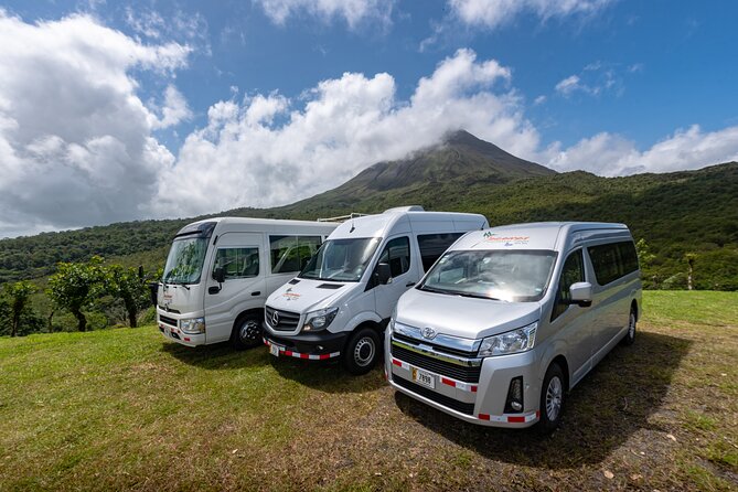 Private Shuttle From San José Intl Airport to La Fortuna