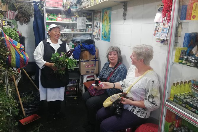 Private Sightseeing Tour Historic Centre Quito and 2 Traditional Markets - Tour Overview and Highlights