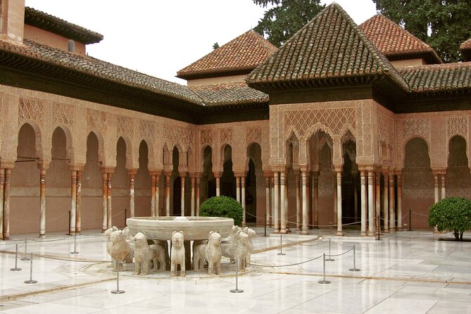 Private Tour Alhambra, Generalife and Nasrid Palaces