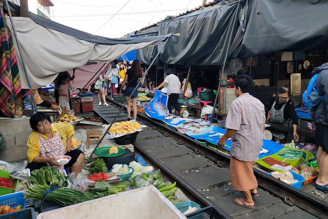 Private Tour at Damnoen Saduak Floating Market