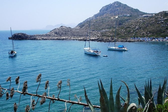 PRIVATE TOUR FOR SENIORS IN RHODES - NO EXTENSIVE WALKING - Up to 4 People