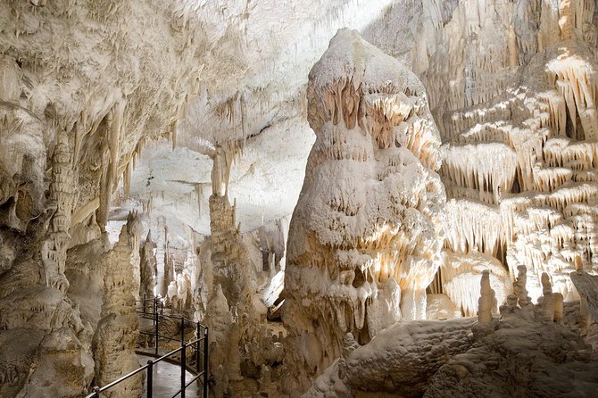 Private Tour From Zagreb: Ljubljana, Postojna & Predjama Castle