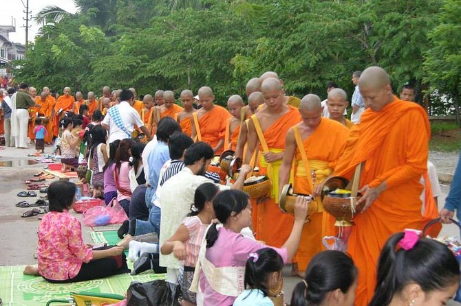 Private Tour: Half-Day City Tour of Luang Prabang - Key Attractions