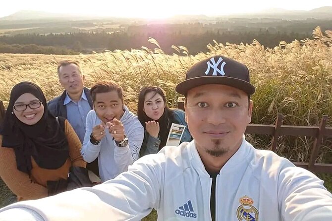 Private Tour in South and East in Jeju Island