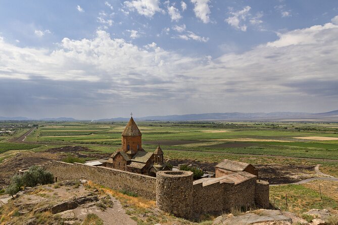 Private Tour: Khor Virap, Noravank, “Hin Areni” Winery, Birds Cave, Tatev