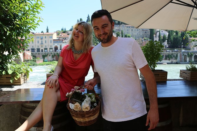 Private Tour of Verona With History and Top Gastronomy