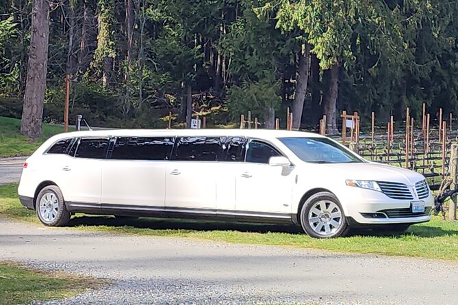 Private Tour of Whidbey Island, Washington (7 Hours)