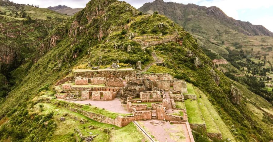 Private Tour: Sacred Valley Tour + Machu Picchu 2D/1N