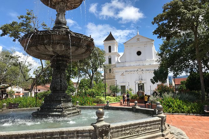 Private Tour to Santa Fe De Antioquia Town & Coffee Farm.