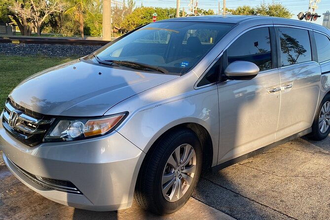 Private Transfer From Brooklyn Port to New York Airport (Lga)