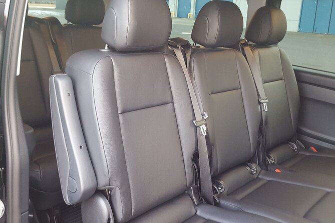 Private Transfer From Keflavík Airport to Reykjavík