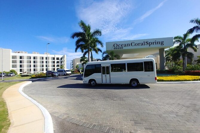 Private Transfer From Kingston Airport To Kingston Hotel One Way - Meeting and Pickup Details
