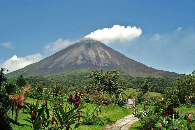Private Transfer: From Liberia Airport To Arenal- La Fortuna, San Carlos