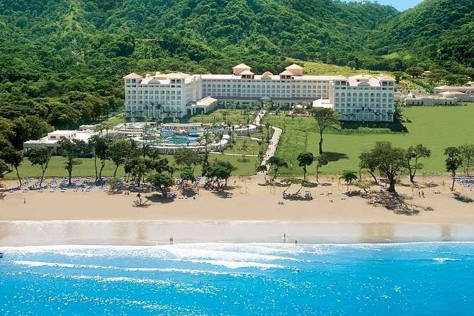 Private Transfer From Liberia Airport To Riu Palace Guanacaste