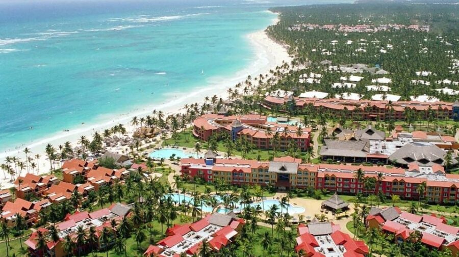 Private Transfer From SDQ Airport to Grand Palladium PC