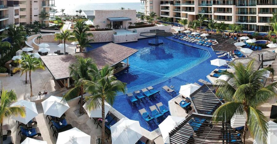 Private Transfer From SDQ to Hideaway by Royalton