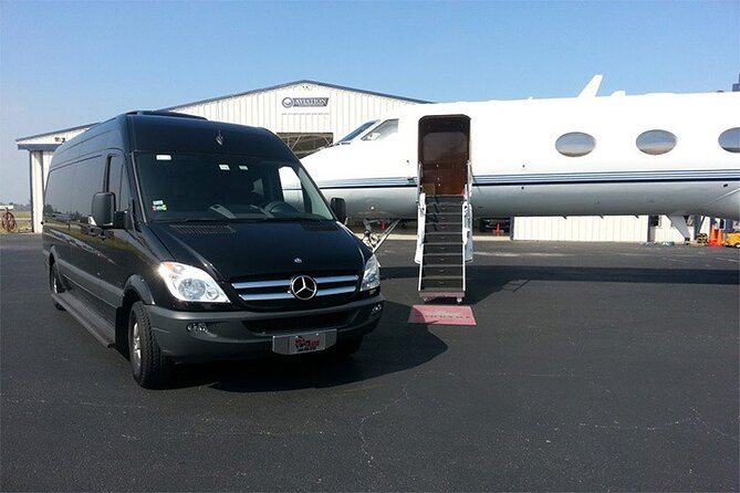Private Transfer From Tampa Airport to Land O Lakes Florida