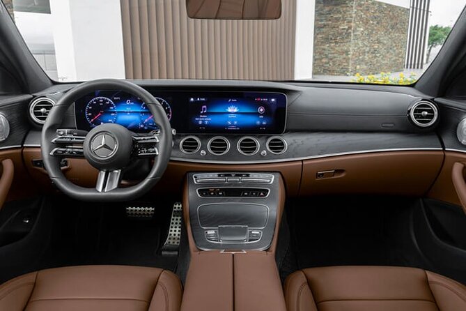 Private Transfer: GOA Airport to Genoa City, Savona or Portofino by Business Car