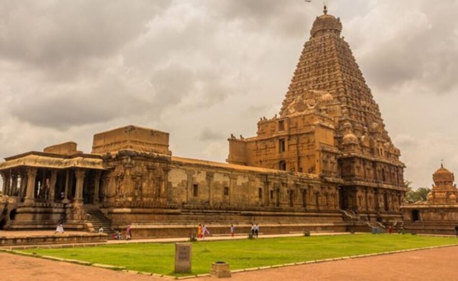 Private Transfer: Pondicherry to Tanjore With Sightseeing