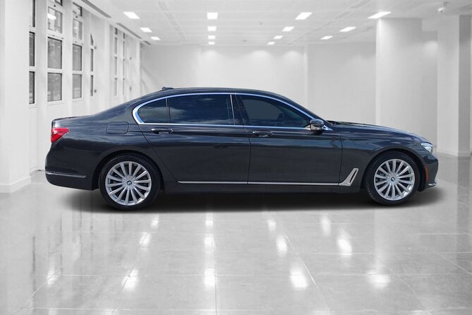 Private Transfer: Theme Park Hotels to Orlando MCO Airport by Car