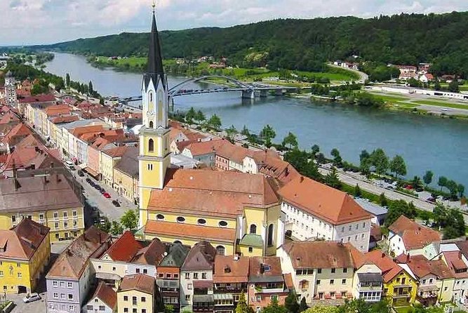 Private Transfer Vilshofen to Prague or Prague to Vilshofen