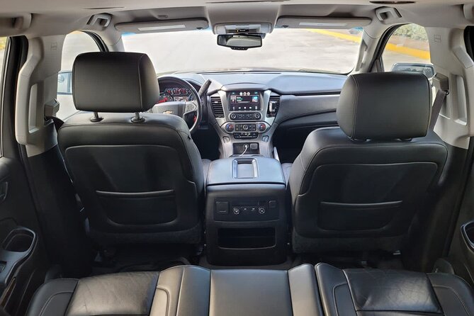 Private Transfer VIP Suburban Punta Cana Airport From/To Hotels - Suburban Specifications and Amenities