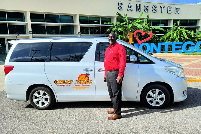 Private Transport: Montego Bay Airport to Riu Negril