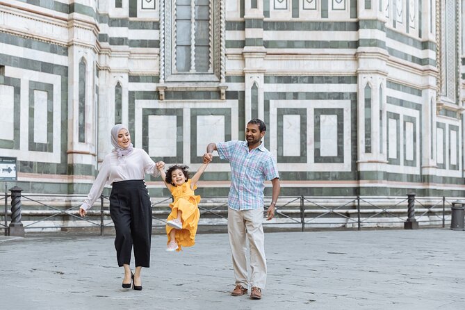 Private Vacation Photography Session With Local Photographer in Florence