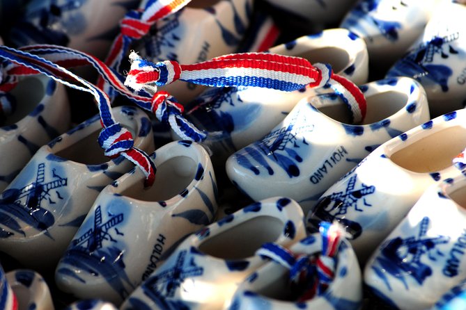 Private Walking Tour: Delfts Royal History and Pottery
