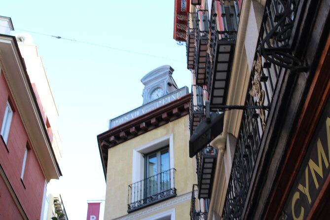 Private Walking Tour of the Center of Madrid and Retiro