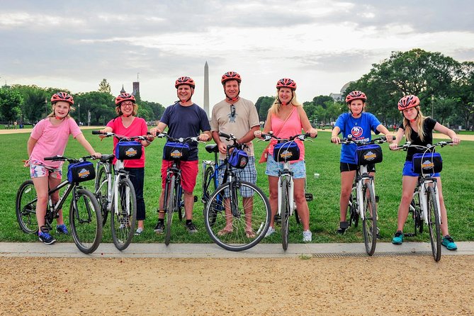 Private Washington DC Monuments Day or Night Bike Tour - Monuments and Memorials Tour Overview