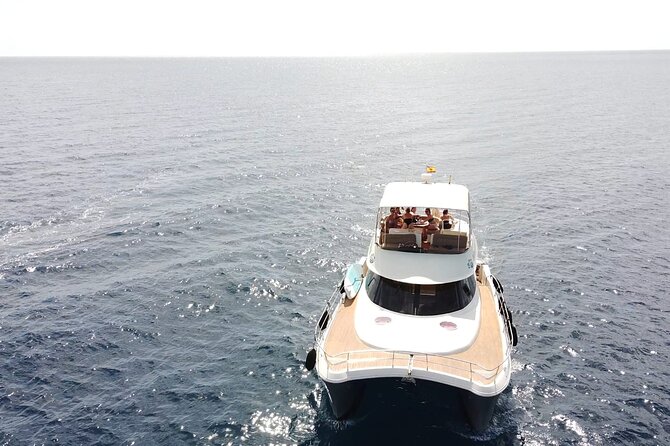 Puerto Del Carmen: Catamaran Trip With Water Sports - Amenities and Inclusions