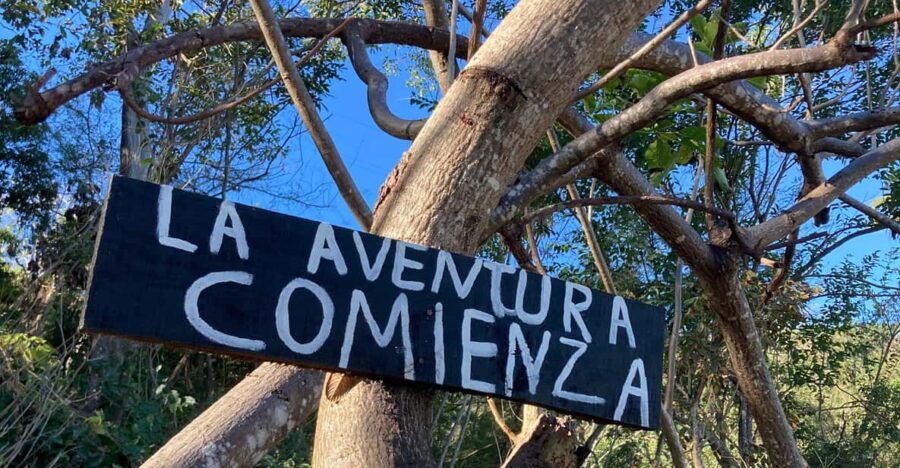 Puerto Vallarta: Quimixto Waterfall Hike and Boat Tour