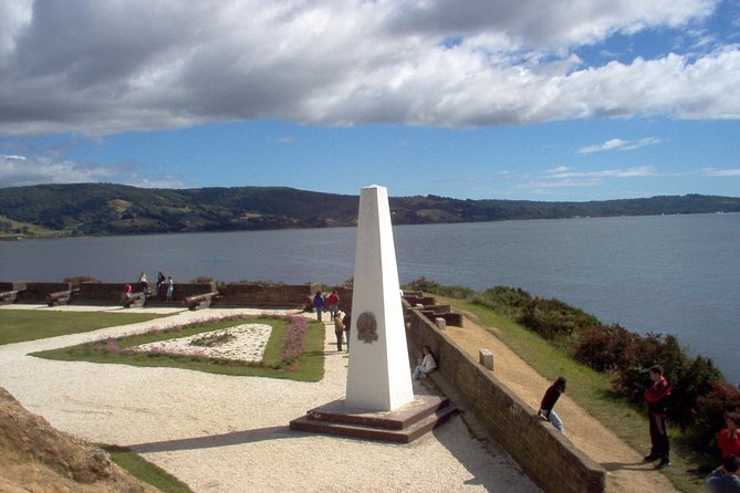 Puerto Varas: Full-Day Tour Chiloe Island: Castro and Dalcahue