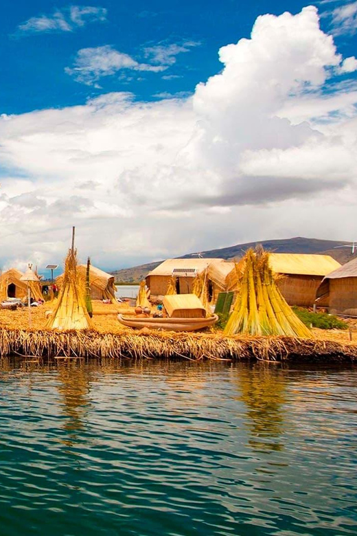 Puno: Stay at Uros Island + Floating Hotel: 2 Days (Dinner)