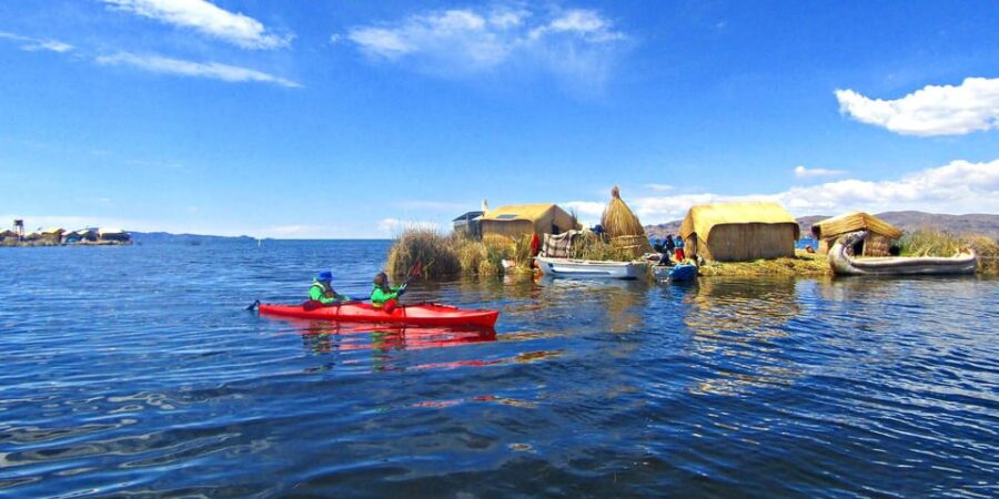 Puno: Uros Island - Kayaking
