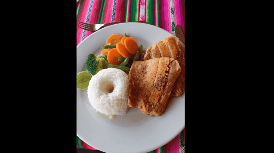 Puno:Uros Floating Islands Tour and Overnight Lodge Stay