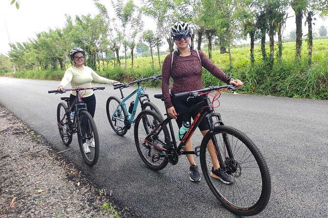 Rainforest Bike Tour in La Fortuna