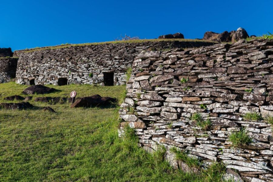 Rapa Nui Highlights Program: 3 Incredible Tours to Discover!