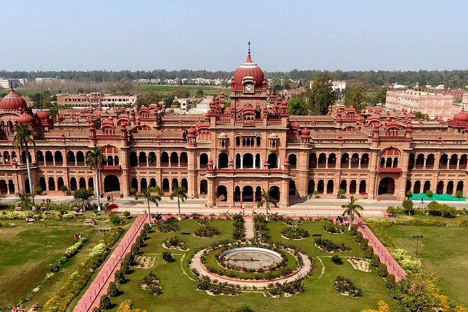 Real Amritsar : Full Day Tour With Wagah Border and Heritage Walk