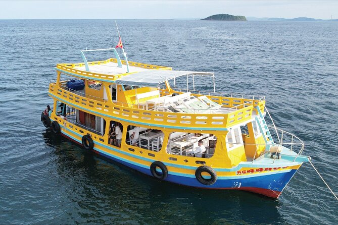RED RIVER TOUR (Small Group): PROFESSIONAL DEEP SEA FISHING on PQ
