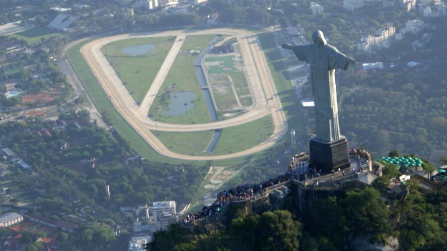 Rio De Janeiro by Air: 10-Minute Helicopter Tour