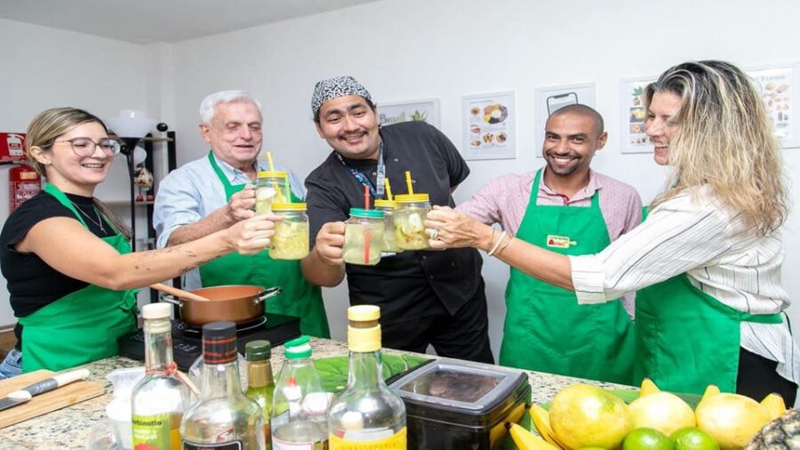 Rio De Janeiro: Drinks Class With Sunset in Ipanema