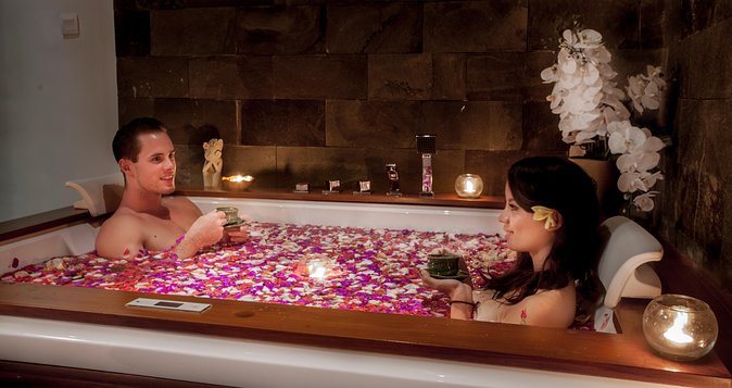 Romantic Couple Treatment at ANJALI SPA